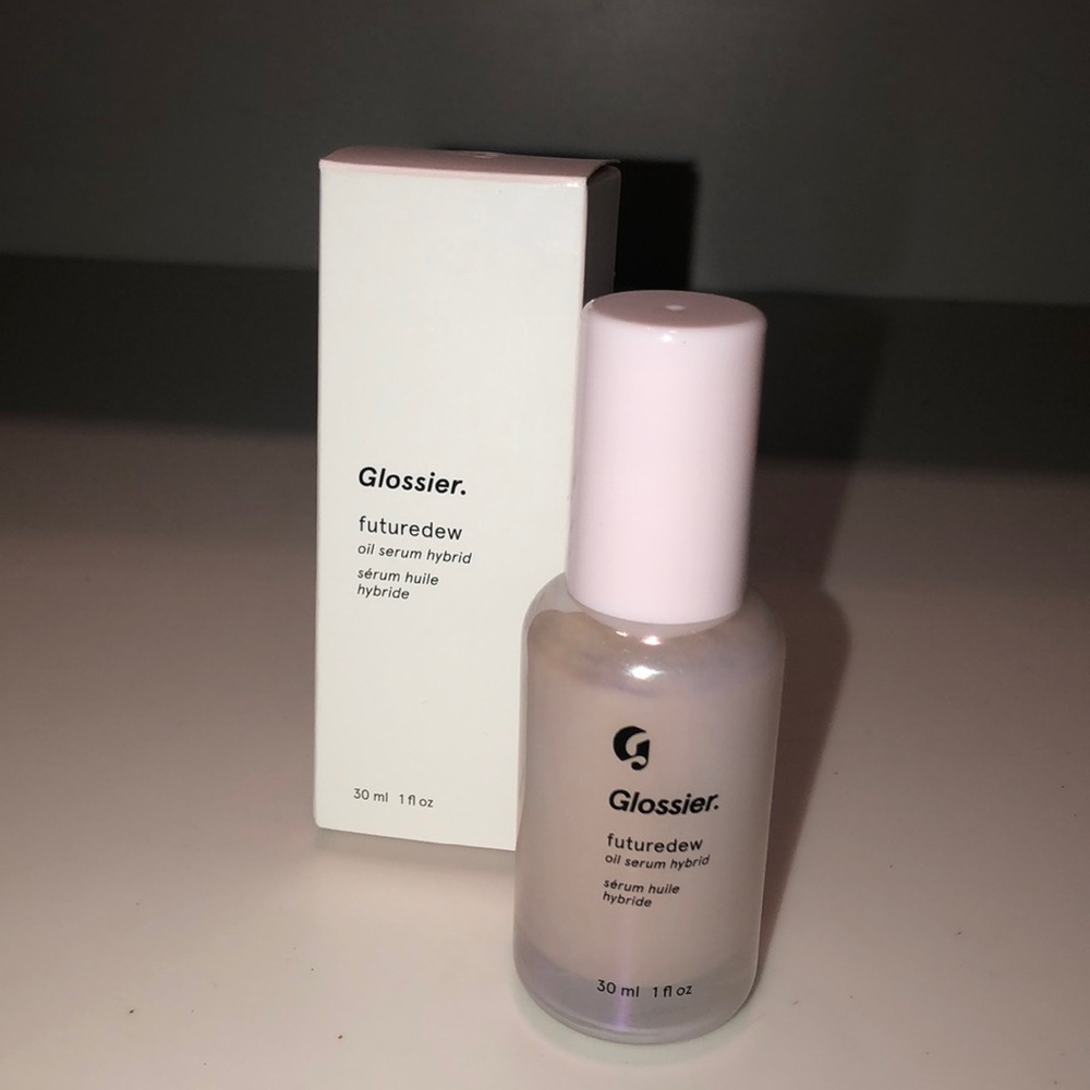 Glossier. Future Dew